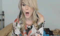 Huge Blonde Tranny Breast Jerking Her Cock
