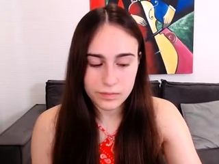 Brunette Solo Webcam Masturbation