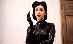 Amateur super hot brunette masturbating 3 mp4