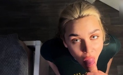 Hot stepsister deepthroats cock like a professional -