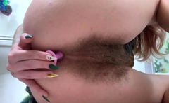 Amateur preggo hoe toys her pussy close up in fetish solo
