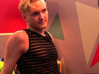 Blond Gay Gives Cock An Wild Rubbing