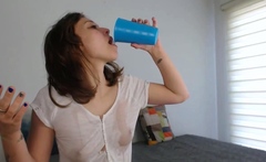 Amateur super hot brunette masturbating 3 mp4