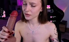 Katie Amateur Brunette Girl Toying Pussy With A Vibrator