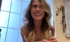 Missivydoll - Answering Door Naked For Pizza