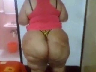 Monster Booty Latina Blonde MILF in Bikini