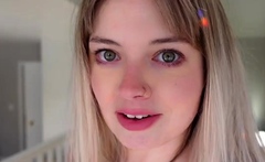 Hot Amateur Webcam Teen Masturbates For Their Fans